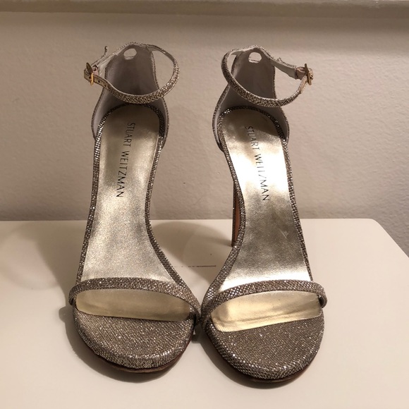 Stuart Weitzman platinum stilettos - Picture 3 of 6